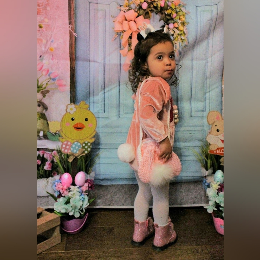 Easter Top 💖 - Picture 2 of 5